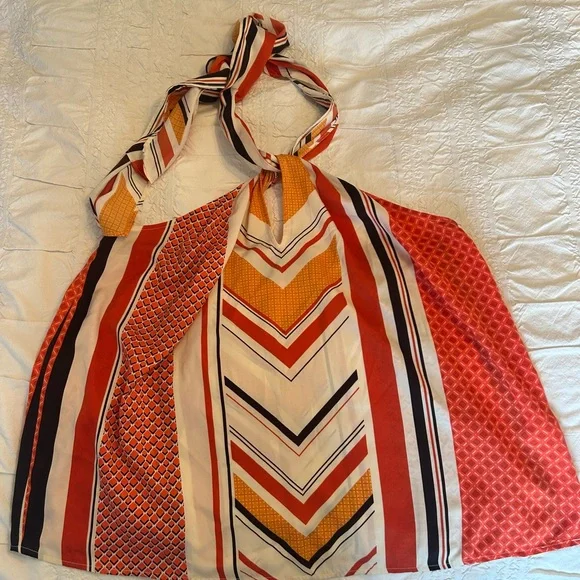 Banana Republic Red and Cream Patterned Halter Camisole with Scarf Tie - Picture 4 of 5
